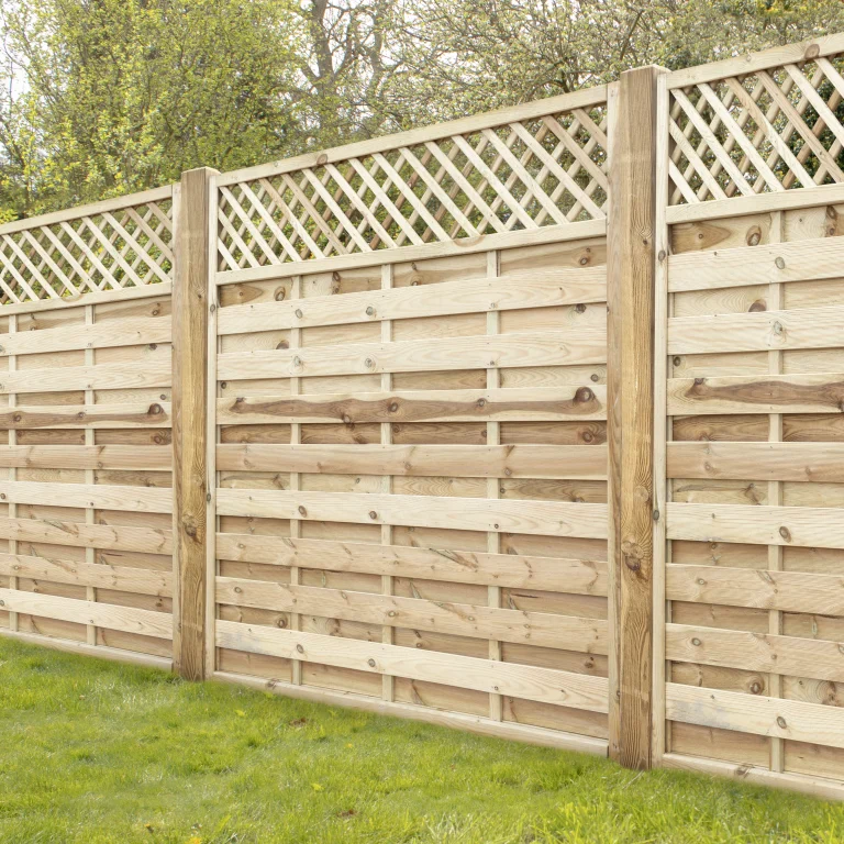 Horizontal Lattice Top Fence Panel