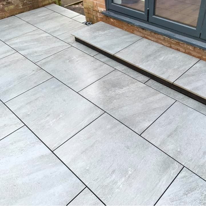 Quartz Light Grey Porcelain Paving Slabs | 900x600 16MM