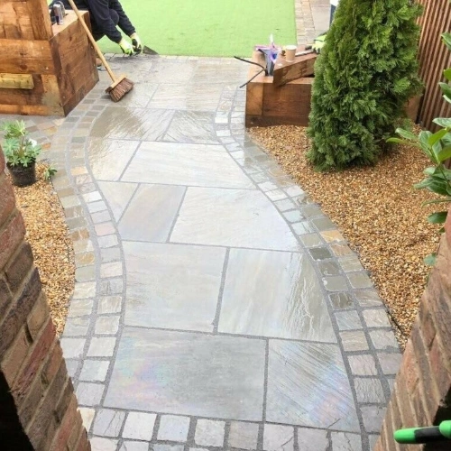 -Kandla Grey Natural Sandstone Cobble Setts
